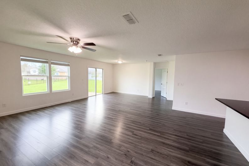 Photo 9 of 26 of 119 Brooklet Cir, Saint Marys, GA