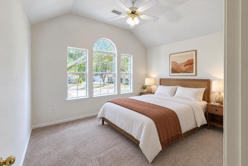Photo 20 of 30 of 3407 Woodbine Pl, Pearland, TX