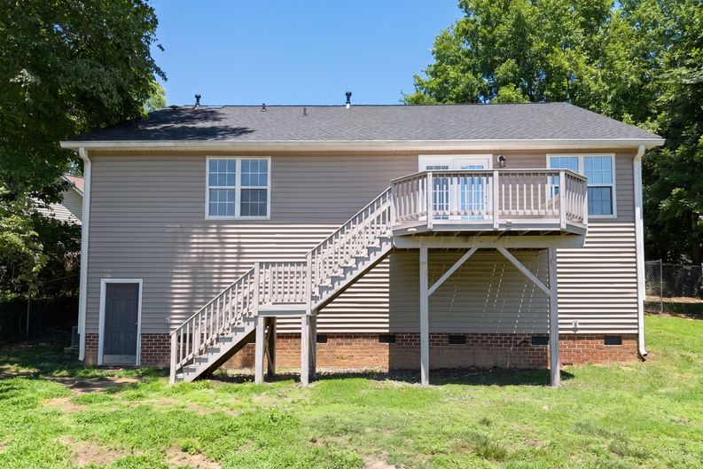 Photo 5 of 13 of 617 Reed Creek Rd, Mooresville, NC