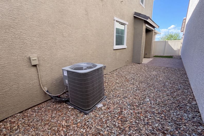 Photo 30 of 33 of 24753 N 164th Dr, Surprise, AZ
