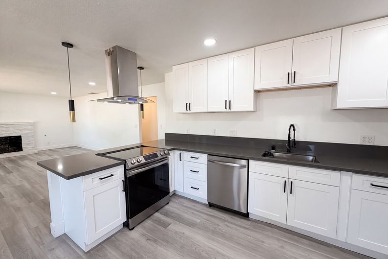 Photo 10 of 26 of 8266 Streng Ave, Citrus Heights, CA
