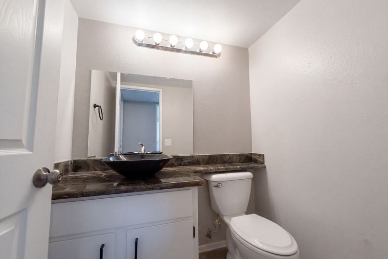 Photo 15 of 22 of 39676 Ridgedale Dr, Murrieta, CA