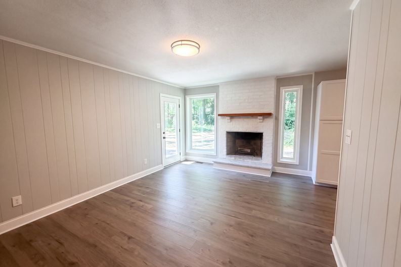 Photo 9 of 24 of 302 Partridge Cir, Summerville, SC