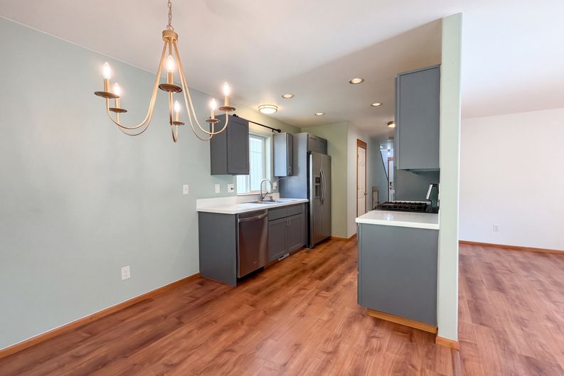 Photo 6 of 16 of 3344 Oakcrest Dr, Forest Grove, OR