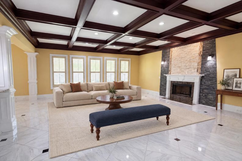Photo 3 of 41 of 332 Warwick Pl, McDonough, GA