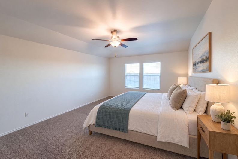 Photo 4 of 28 of 300 Arnage Dr, Hutto, TX