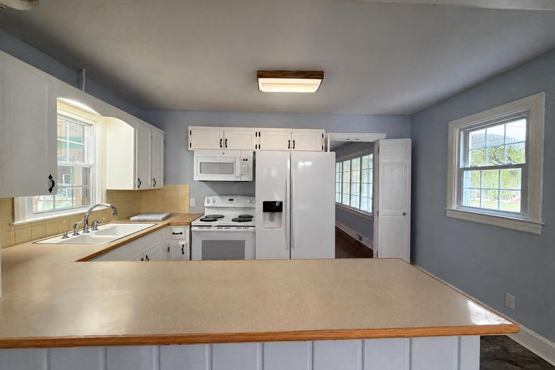Photo 6 of 27 of 331 Burkewood Dr, Winston Salem, NC