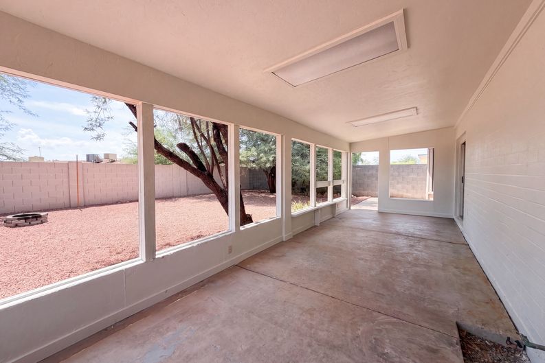 Photo 24 of 32 of 10701 W Campbell Ave, Phoenix, AZ