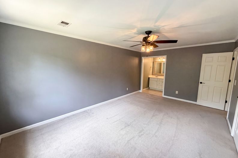 Photo 4 of 23 of 3514 Nettle Ln NE, Roswell, GA