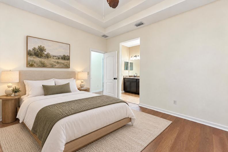 Photo 11 of 25 of 96533 Commodore Point Dr, Yulee, FL