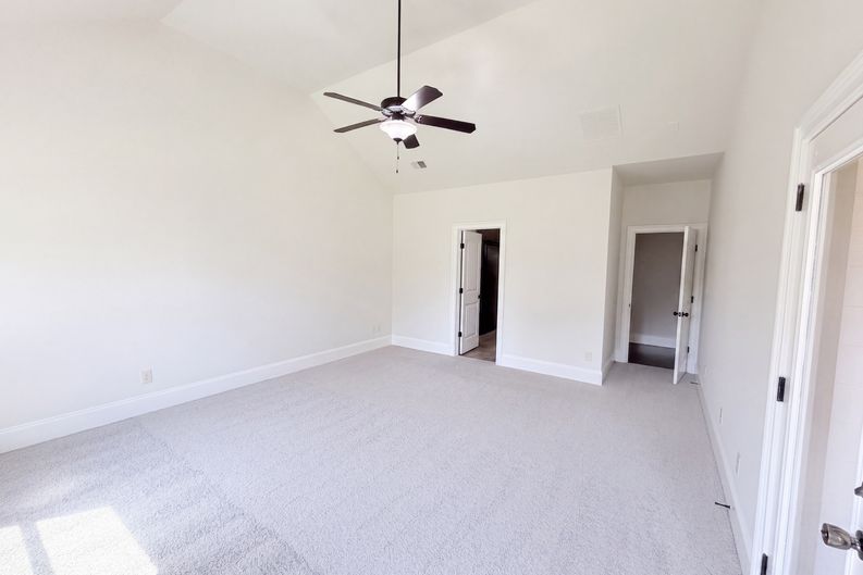Photo 12 of 24 of 115 Birchwood Ct, Loganville, GA