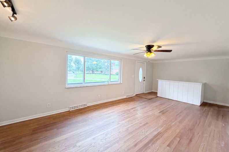 Photo 7 of 21 of 4481 Forest Trl, Cincinnati, OH