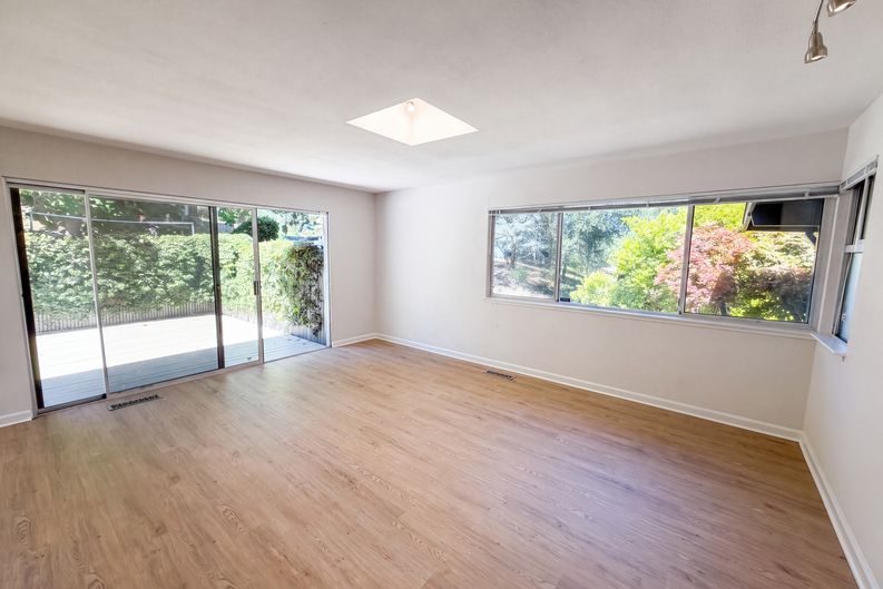Photo 12 of 36 of 612 Tahos Rd, Orinda, CA