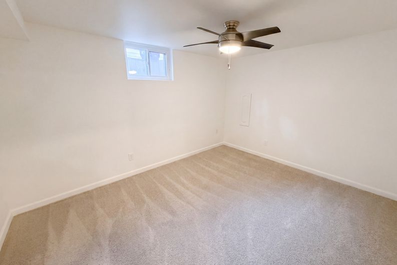 Photo 23 of 33 of 1741 S Krameria Way, Denver, CO