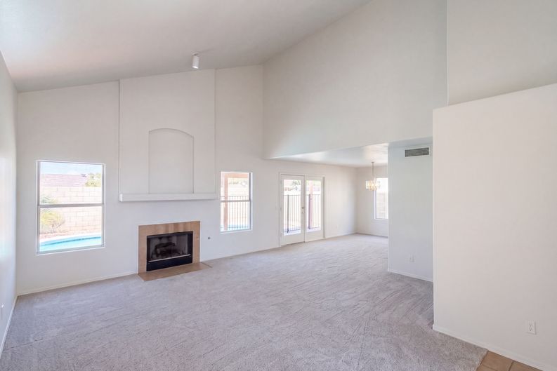 Photo 8 of 30 of 7436 W Sanna St, Peoria, AZ