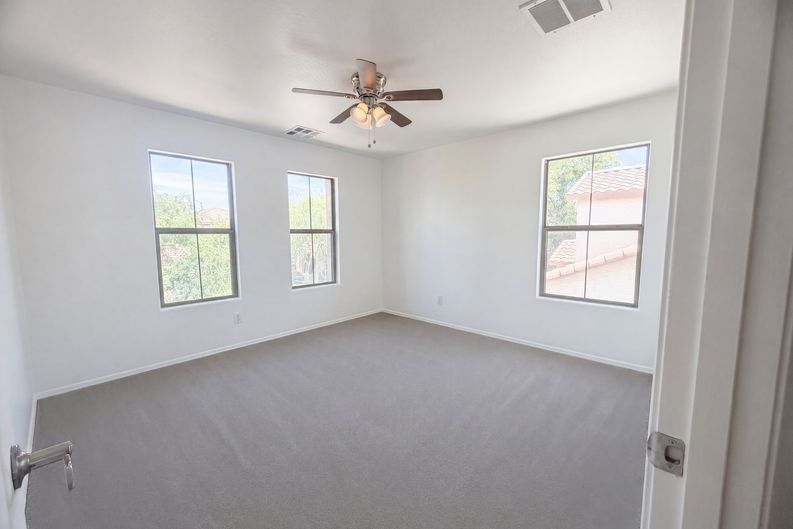 Photo 9 of 20 of 3299 E Tyson St, Gilbert, AZ