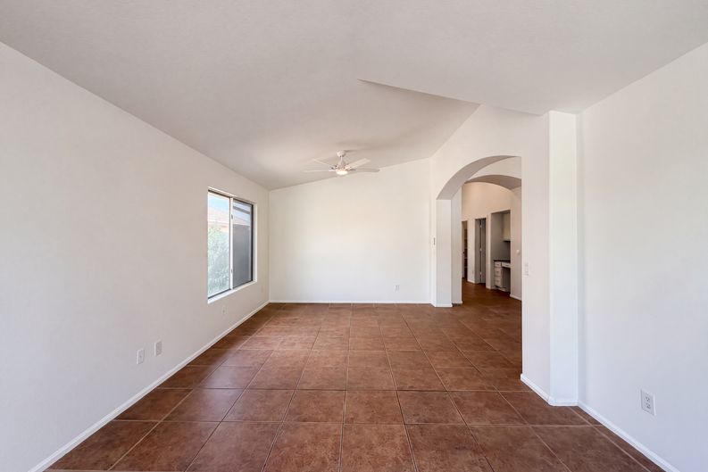 Photo 3 of 30 of 16735 W McKinley St, Goodyear, AZ