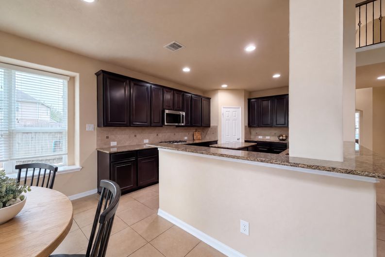 Photo 25 of 40 of 9003 Newcroft Ct, Tomball, TX