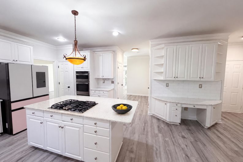 Photo 16 of 31 of 12209 Willingdon Rd, Huntersville, NC
