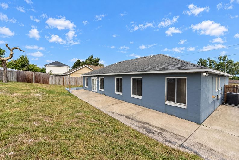 Photo 21 of 22 of 1572 Deerfield Ave, Deltona, FL