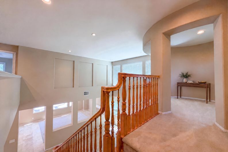 Photo 15 of 32 of 17780 Sweetgum Ln, Canyon Country, CA