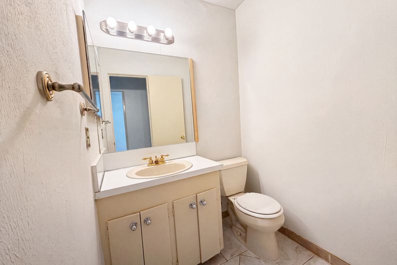 Photo 12 of 19 of 2503 McCue Rd, Houston, TX