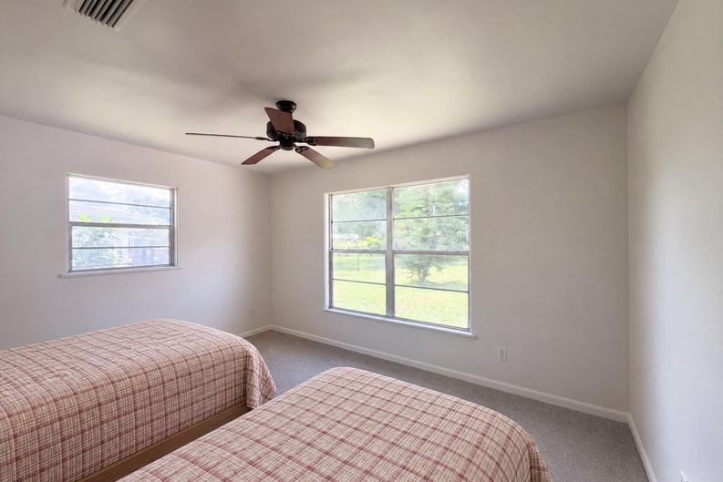 Photo 14 of 26 of 3010 Hatton St, Sarasota, FL