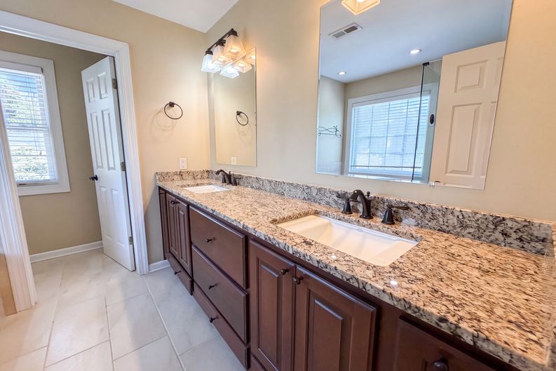 Photo 15 of 23 of 114 Stirling Heights Ln, Fort Mill, SC