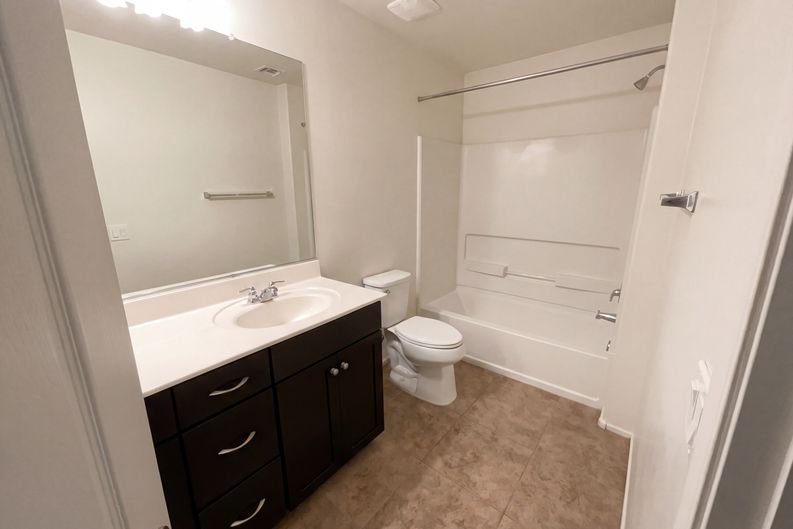 Photo 14 of 19 of 11600 W Granville Dr, Marana, AZ