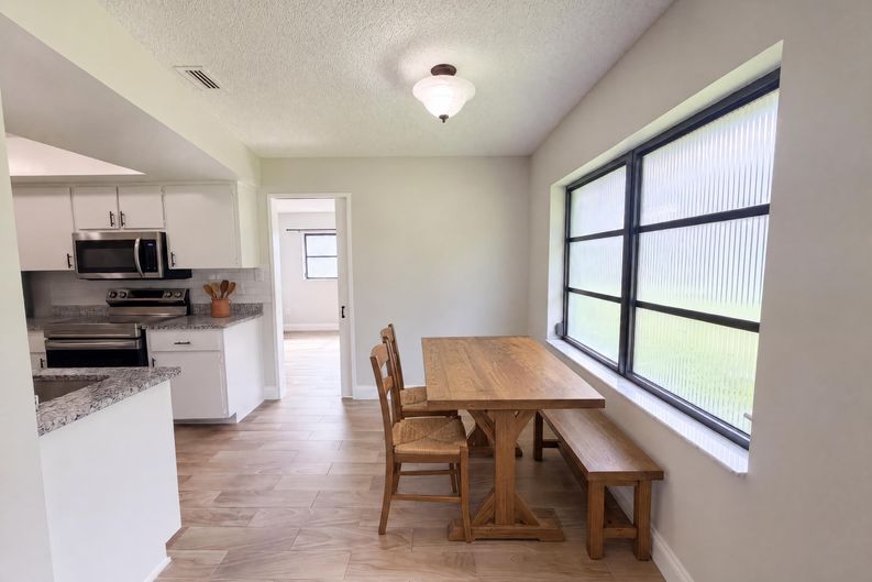 Photo 6 of 31 of 15 Shumard Ct E, Homosassa, FL