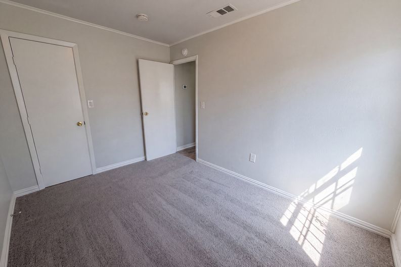Photo 12 of 16 of 4268 Texas College Dr, Dallas, TX