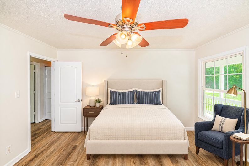 Photo 4 of 21 of 2919 Glebe Rd, Henderson, NC
