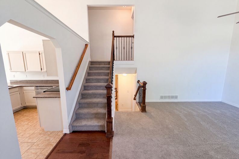 Photo 10 of 34 of 4408 Ashcroft Ave, Castle Rock, CO