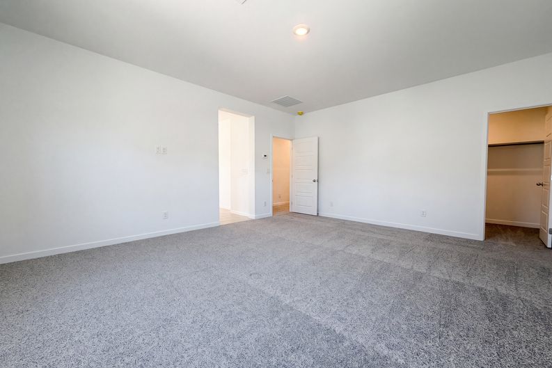 Photo 9 of 19 of 8364 Caldera Hills Ave, Las Vegas, NV