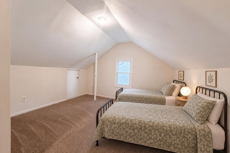 Photo 12 of 40 of 24346 Lehigh St, Dearborn Heights, MI
