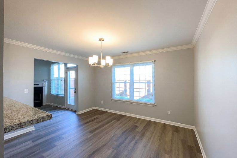 Photo 8 of 21 of 433 Heath Pl, Smyrna, TN