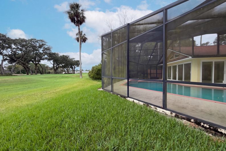 Photo 15 of 17 of 628 Miramar Ln, Ponte Vedra Beach, FL