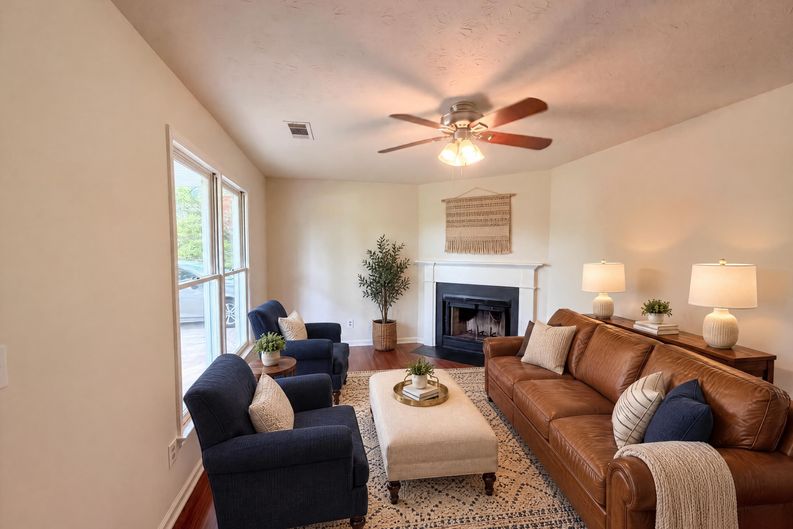 Photo 3 of 16 of 1514 Willow Gate Way, Auburn, GA