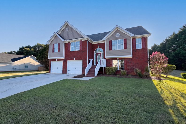 Photo 87 of 100 of 70 Feldspar Dr, Jefferson, GA