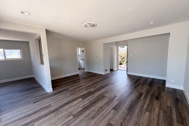 Photo 11 of 29 of 8015 Aldea Ave, LOS ANGELES, CA