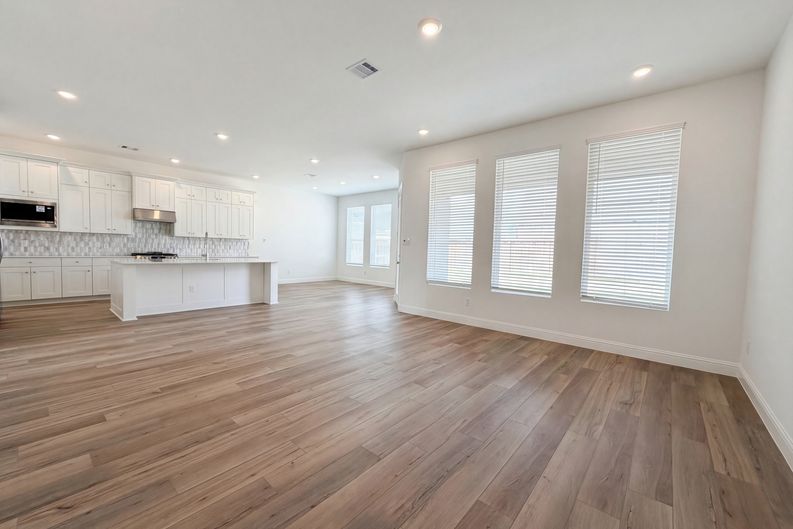 Photo 11 of 21 of 7939 Coastal Prairie Ct, Porter, TX