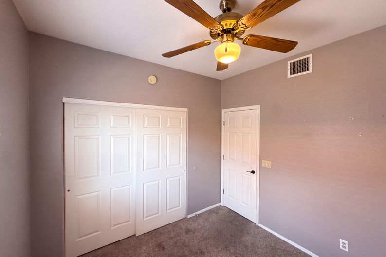 Photo 8 of 16 of 7086 N Avenida Adella, Tucson, AZ