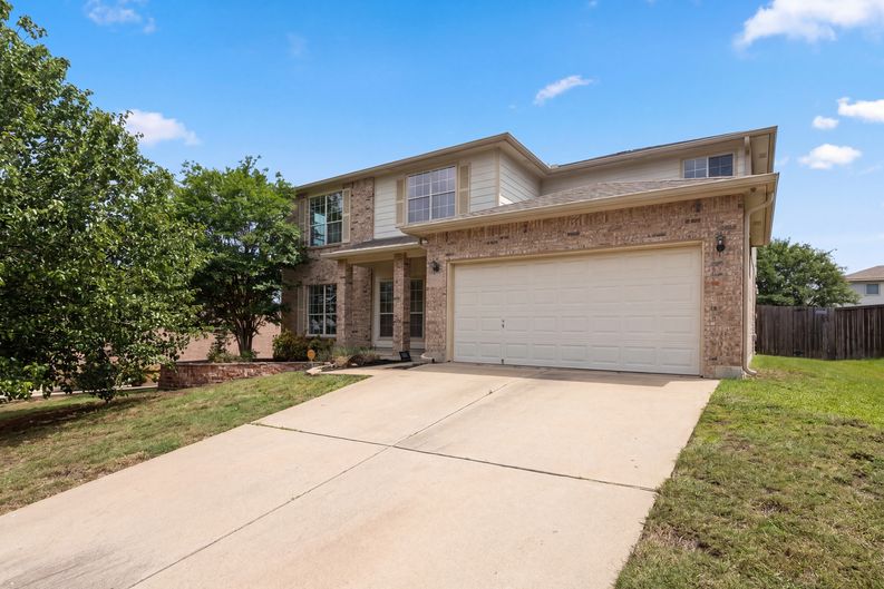 Photo 15 of 18 of 118 W Running Wolf Trl, Harker Heights, TX