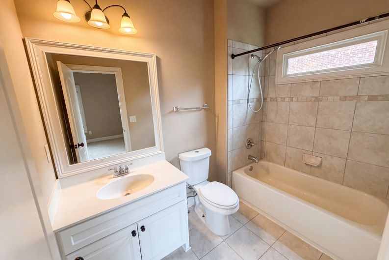 Photo 45 of 71 of 3250 Camellia Ln, Suwanee, GA