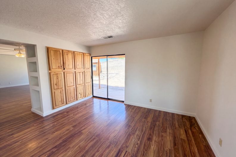 Photo 8 of 23 of 1609 Blue Quail Ct NE, Rio Rancho, NM