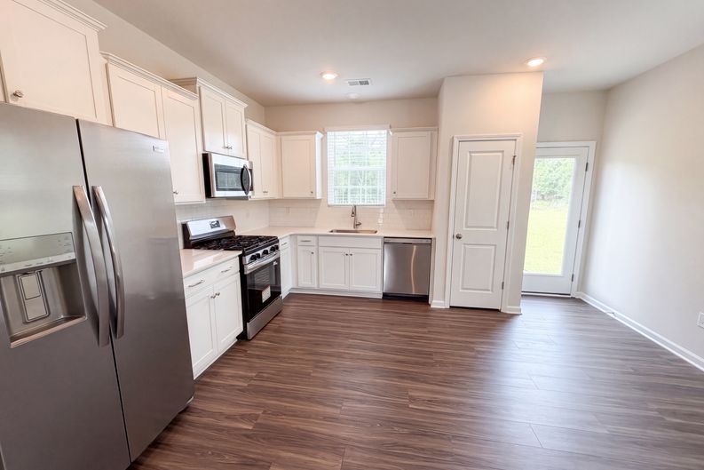 Photo 8 of 31 of 204 Socrates St, Lexington, SC