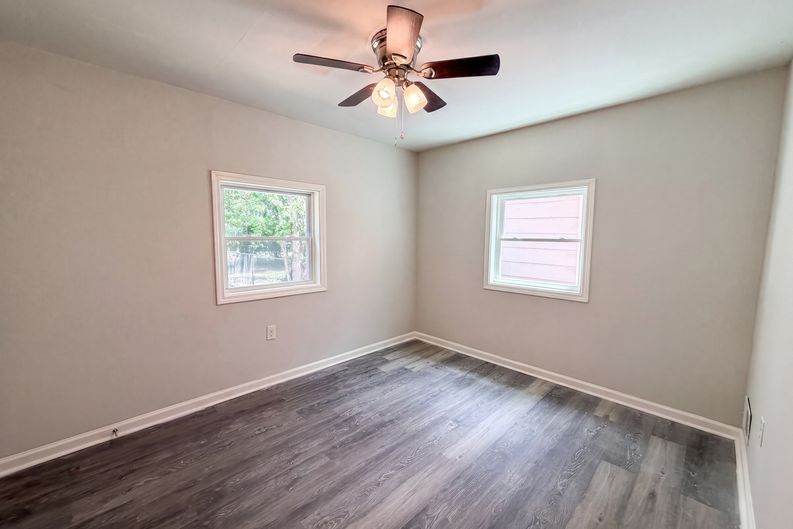 Photo 13 of 23 of 2257 Chappelle St, Columbia, SC