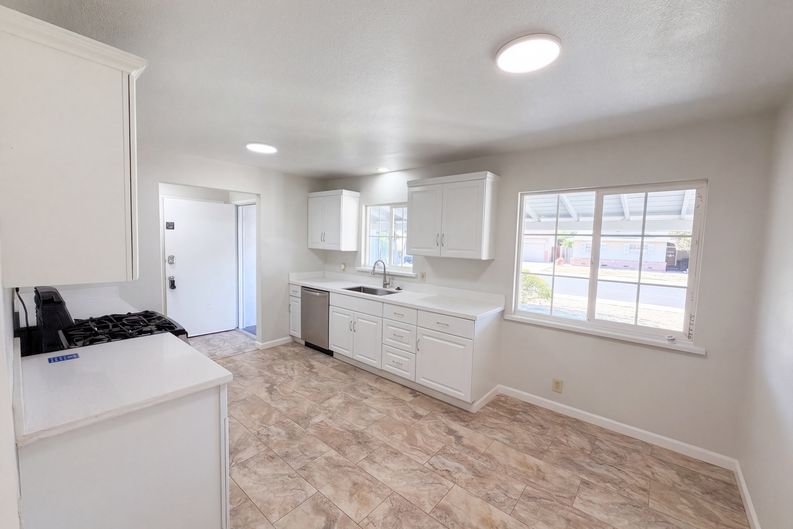 Photo 6 of 16 of 3020 Christina Ave, Stockton, CA