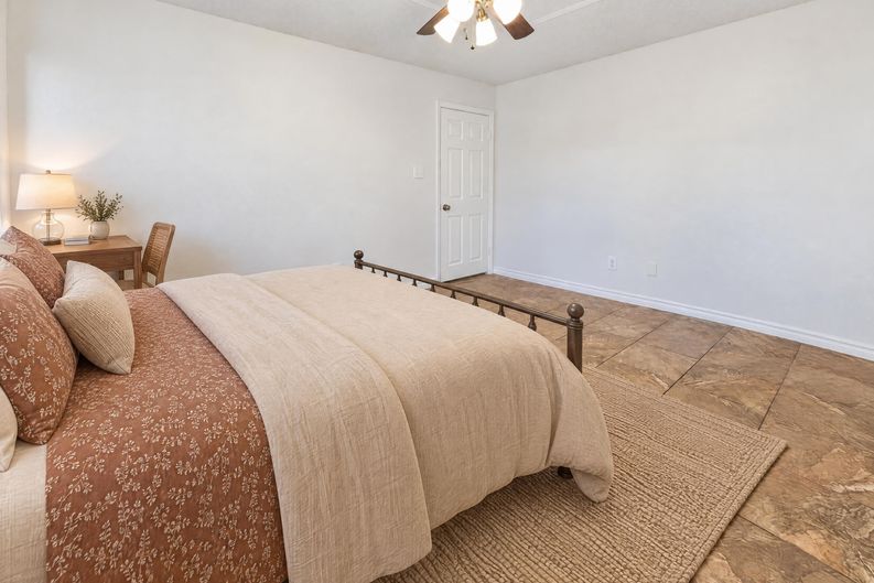 Photo 4 of 26 of 2328 Whitney Dr, Copperas Cove, TX