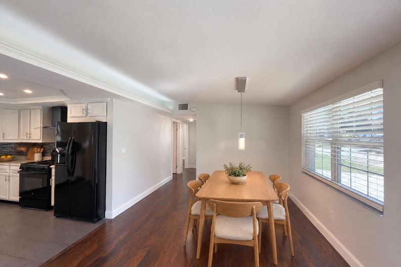 Photo 10 of 22 of 645 10th Pl, Safety Harbor, FL